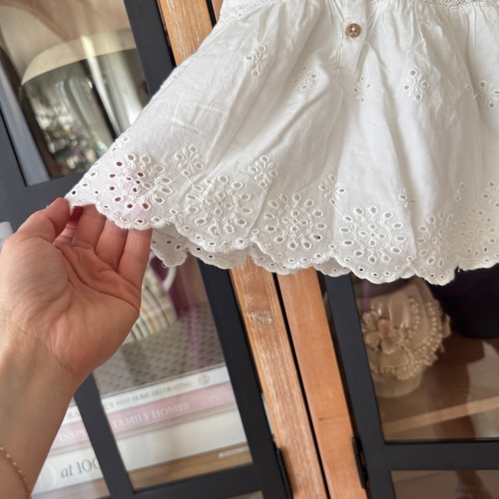 Zara Kids eyelet dress baby girl embroidered ruffle scalloped formal baptism - Picture 4 of 6